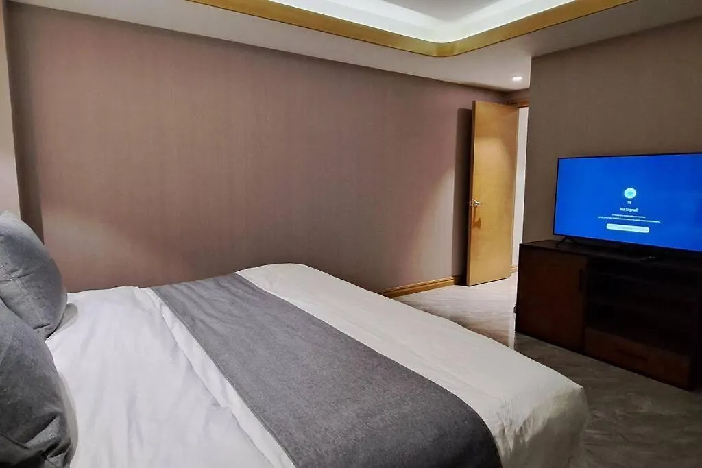 One Euphoria 1 Bedroom 2Mins To Walking Street & Restaurants Angeles Daire